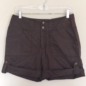 Caslon roll-up shorts